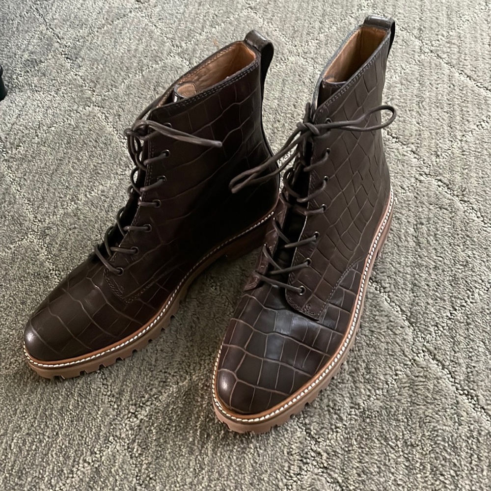 Madewell Croc Embossed Leather Size 8.5 mahogany boot - new!